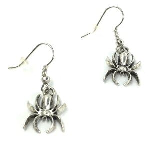 Spider Earrings Silver Tone Dangle Gothic New Without Tags Halloween Costume